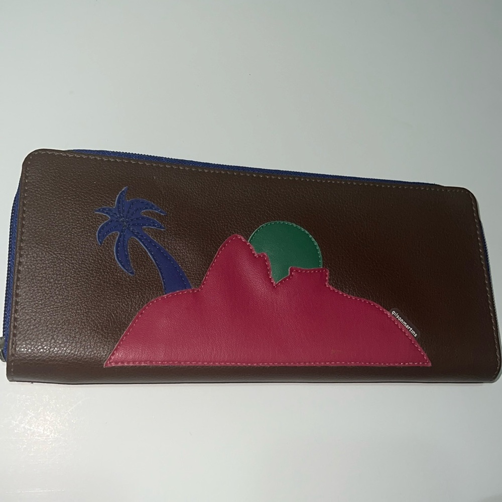 New gilson martins 🇧🇷 designer brown long wallet